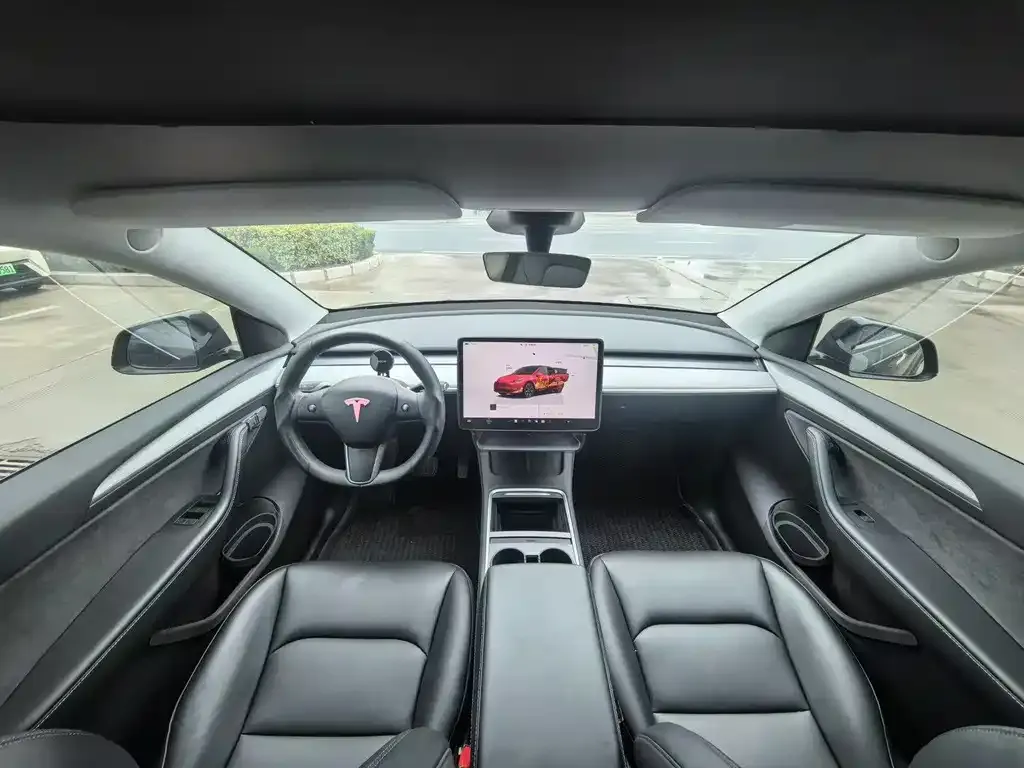 Tesla Model Y 2024 из CN, фото 7