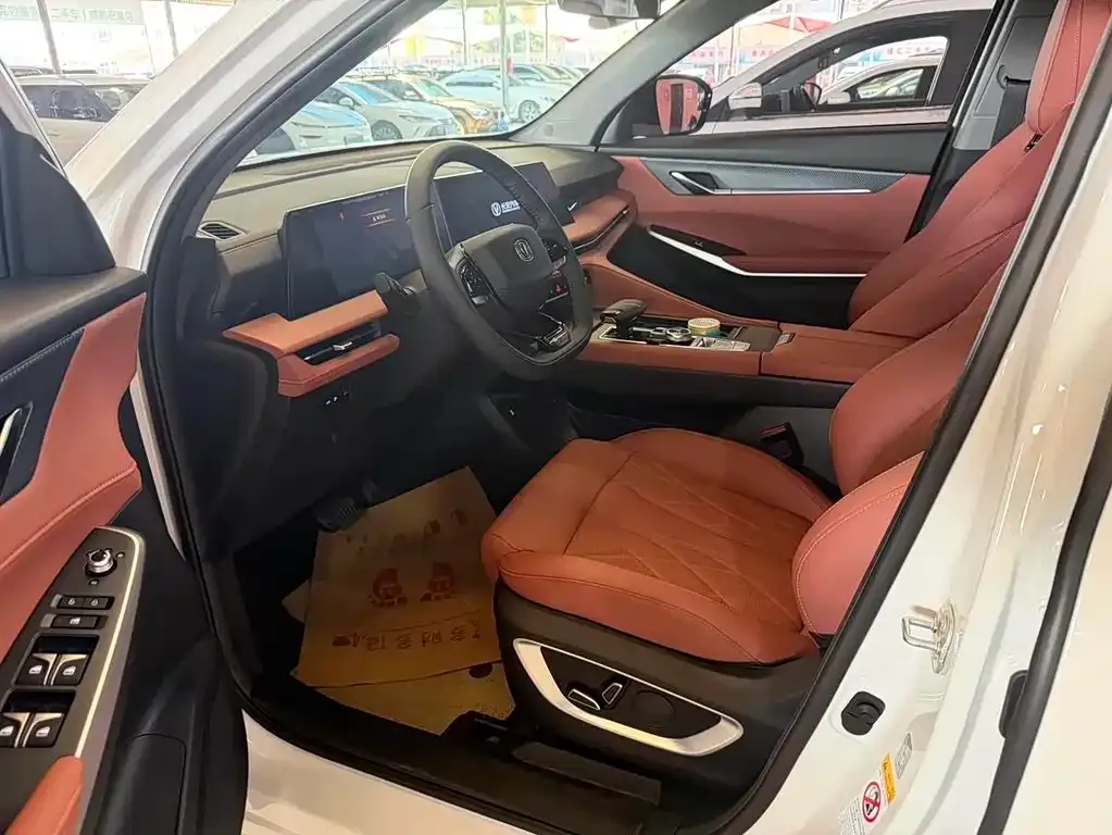 Changan CS75PLUS — фото 10
