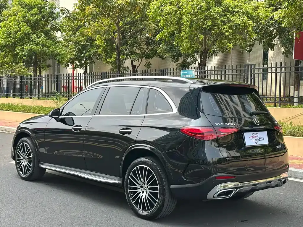 Mercedes-Benz GLC — фото 10