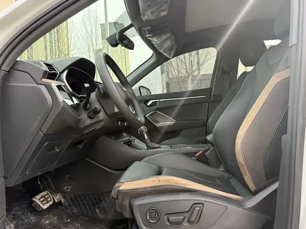 Audi Q3 2023 из CN, фото 4