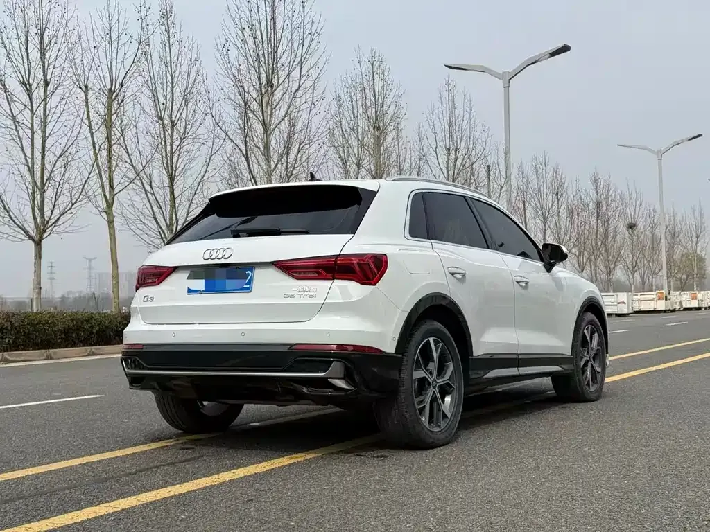 Audi Q3 2023 из CN, фото 7
