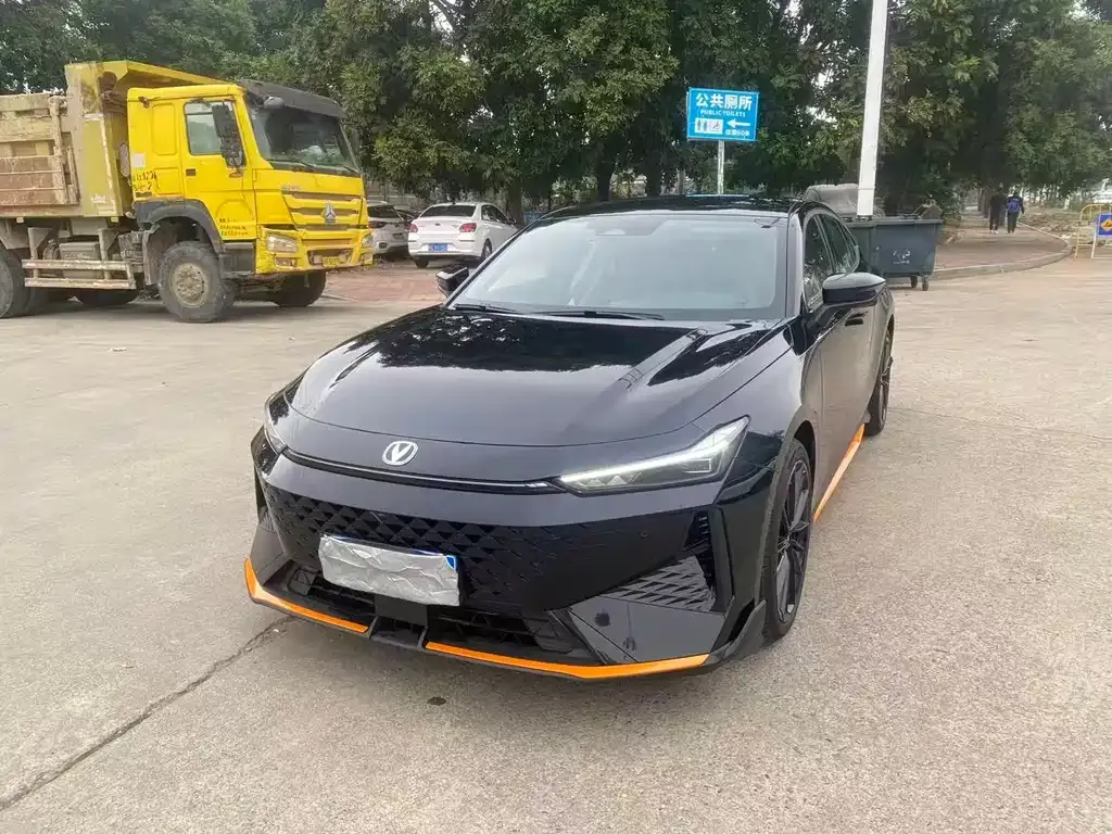 Changan UNI-V 2025 из CN, фото 1