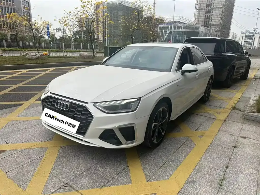Audi A4L 2021 из CN, фото 1