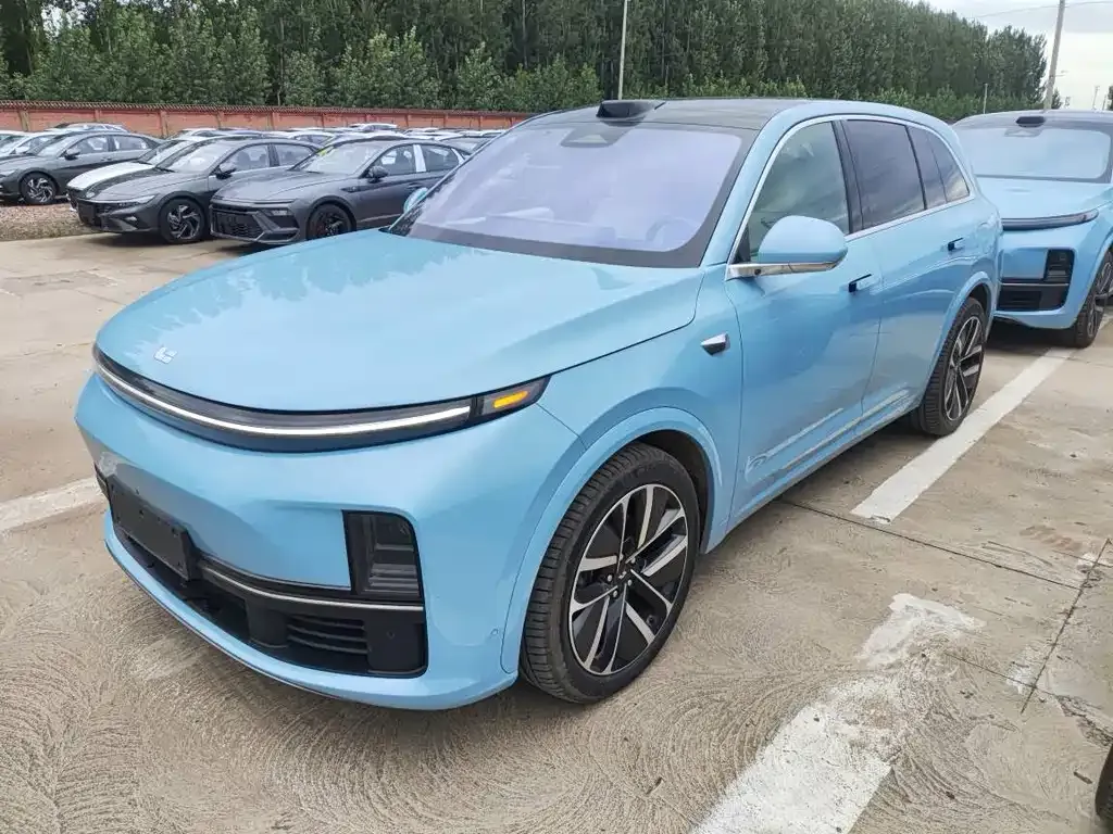 Li Auto L7
