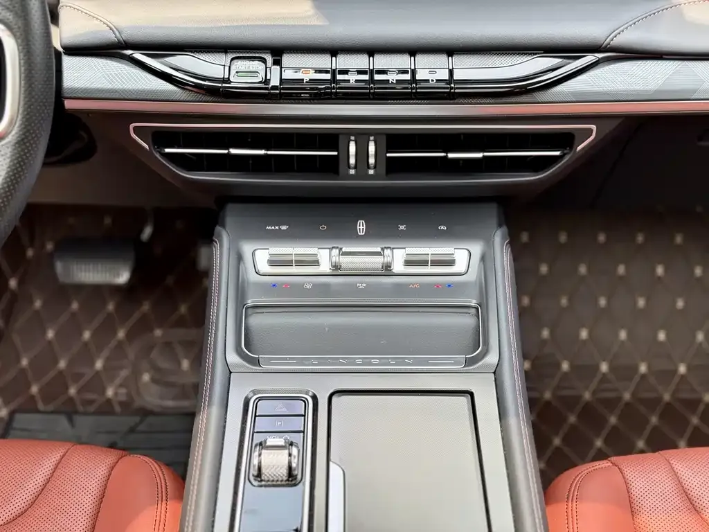 Lincoln Z 2024 из CN, фото 10