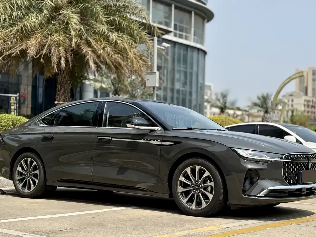 Lincoln Z 2024 из CN, фото 9