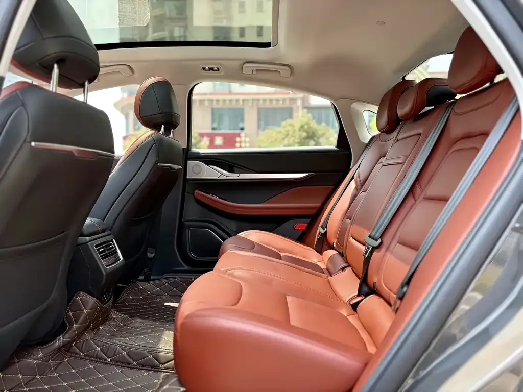 Lincoln Z 2024 из CN, фото 5