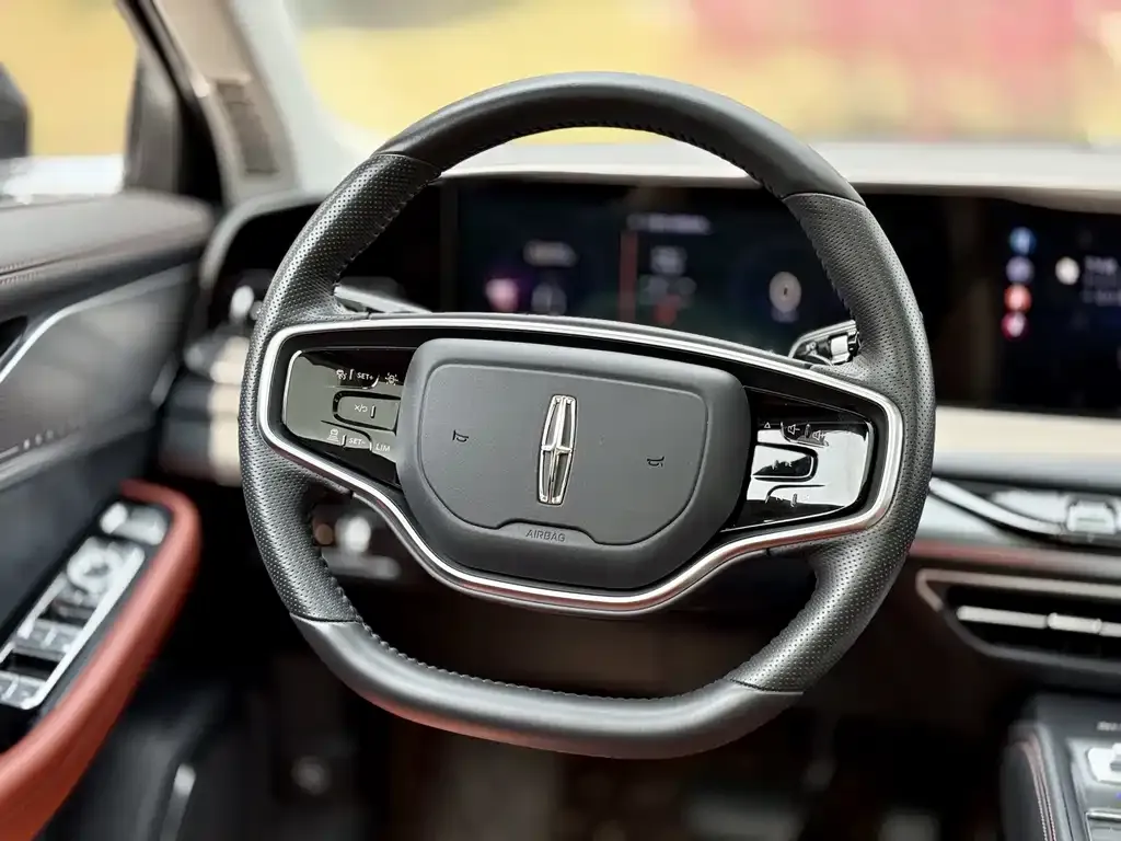 Lincoln Z 2024 из CN, фото 3