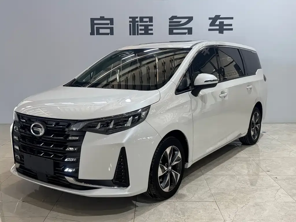 GAC Motor Trumpchi M6 — фото 1