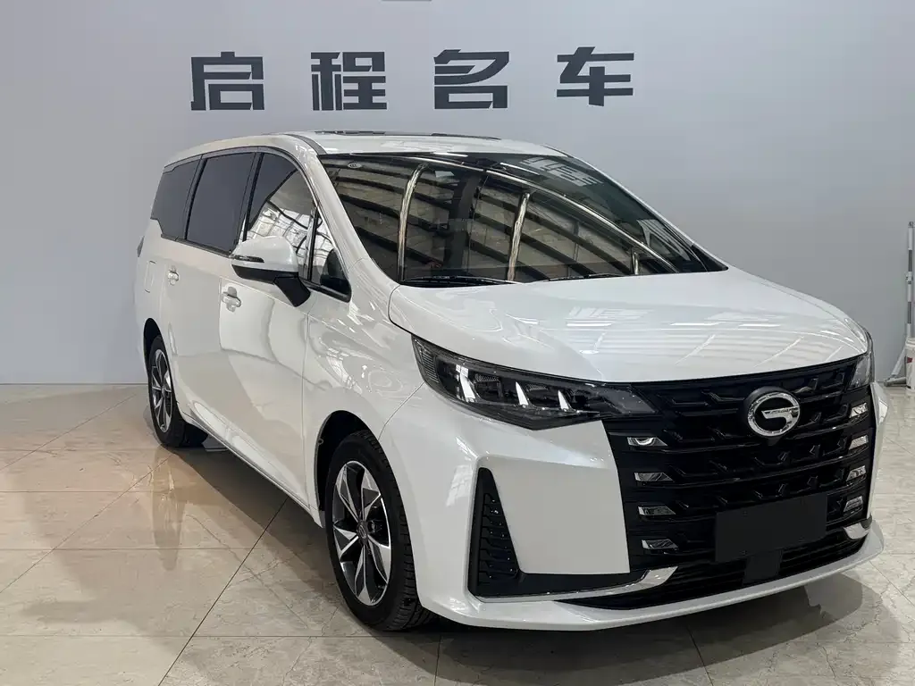 GAC Motor Trumpchi M6 — фото 4