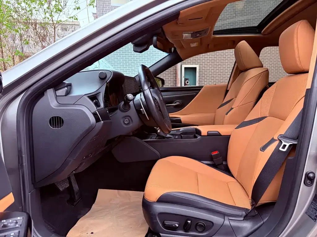 Lexus ES 2022 из CN, фото 10
