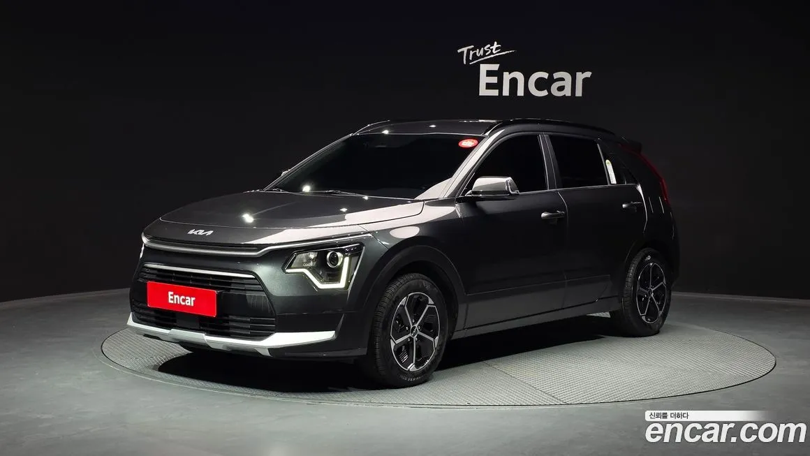 Kia Niro — фото 1