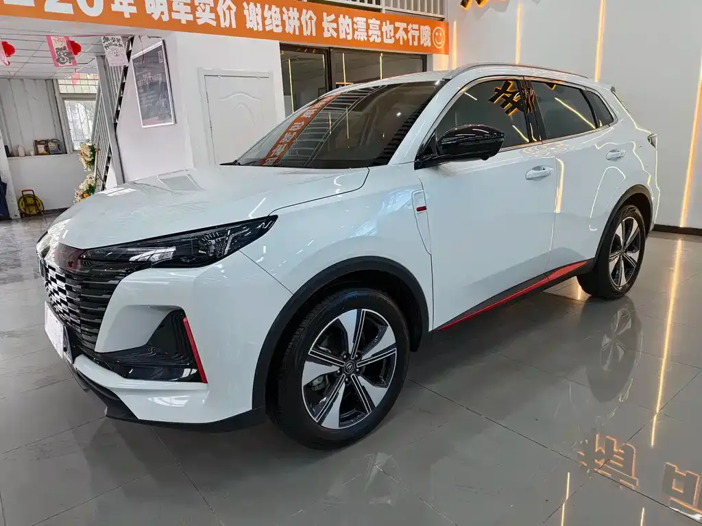 Changan CS55PLUS — фото 1