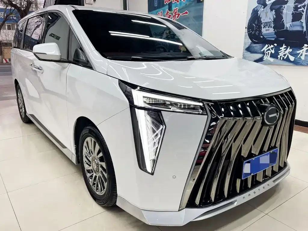 GAC Motor Trumpchi M8 — фото 9