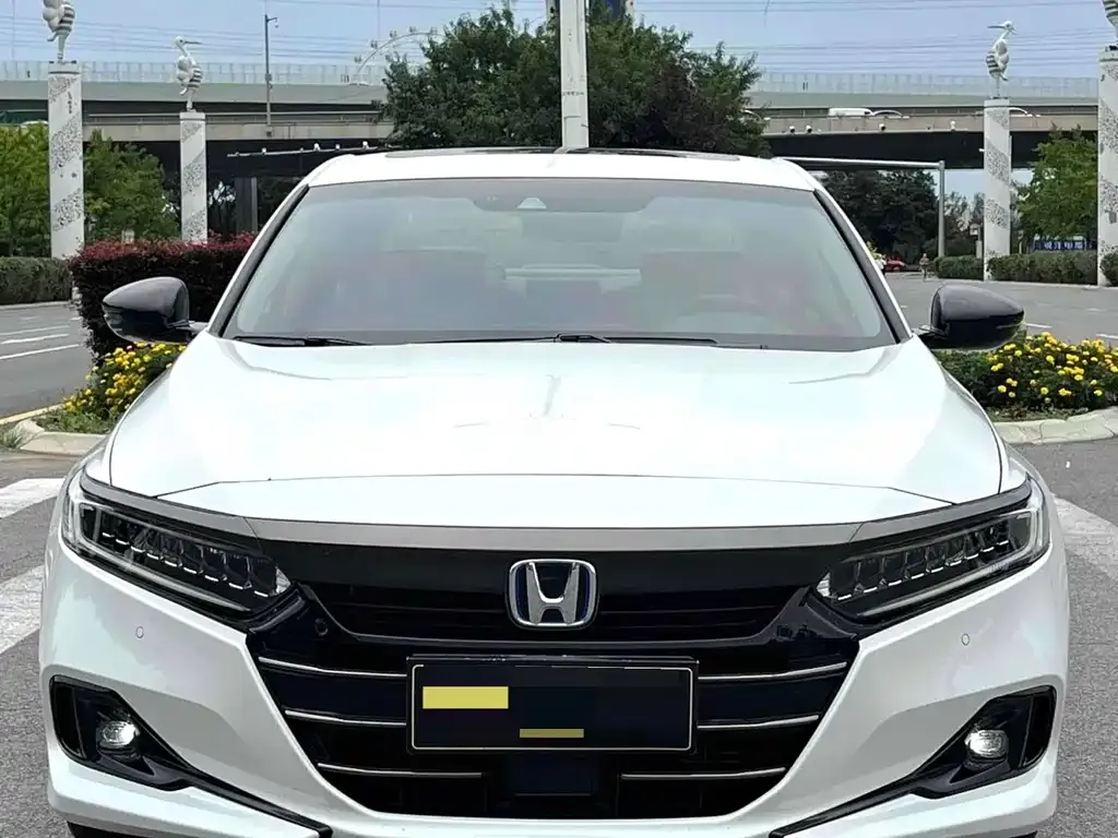 Honda Accord — фото 4