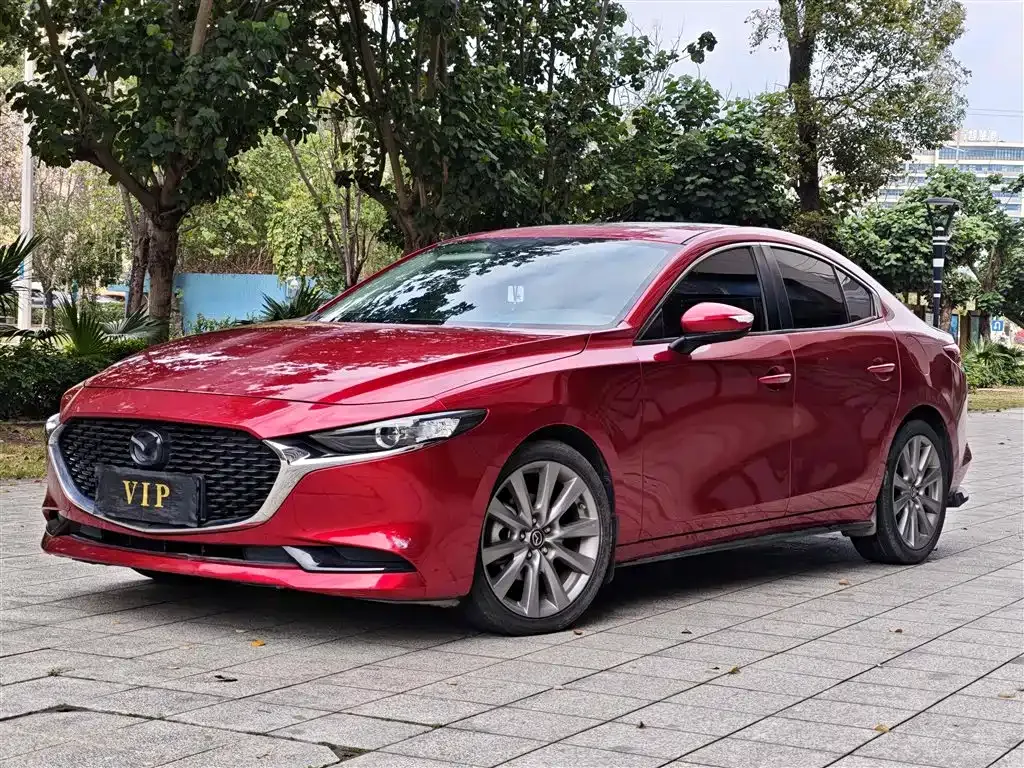 Mazda 3 Axela — фото 1
