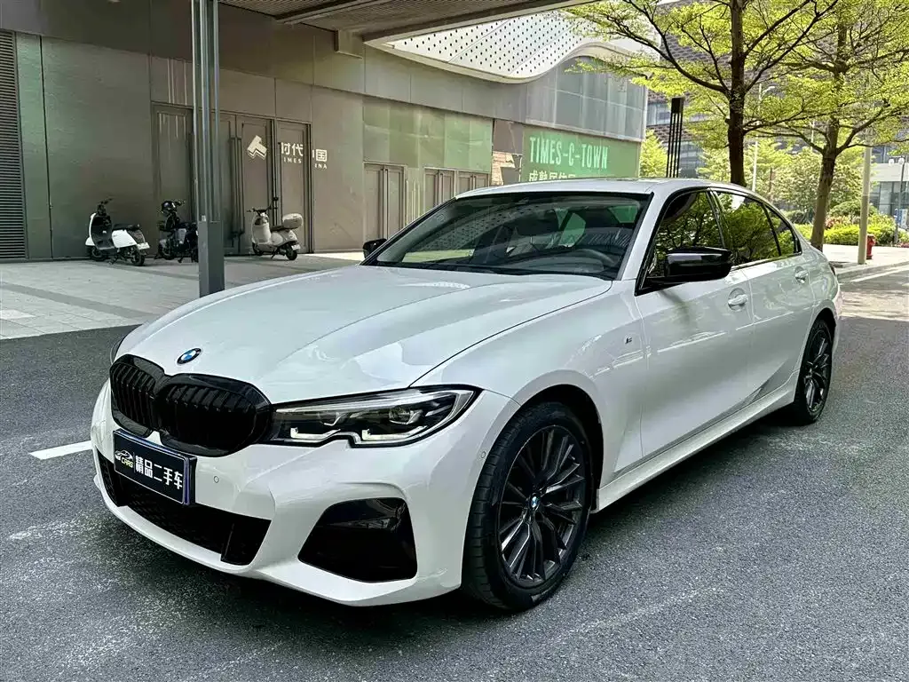 BMW 3 Series — фото 1