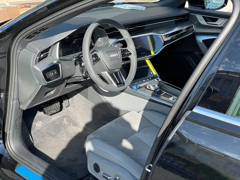 Audi A6L 2025 из CN, фото 7