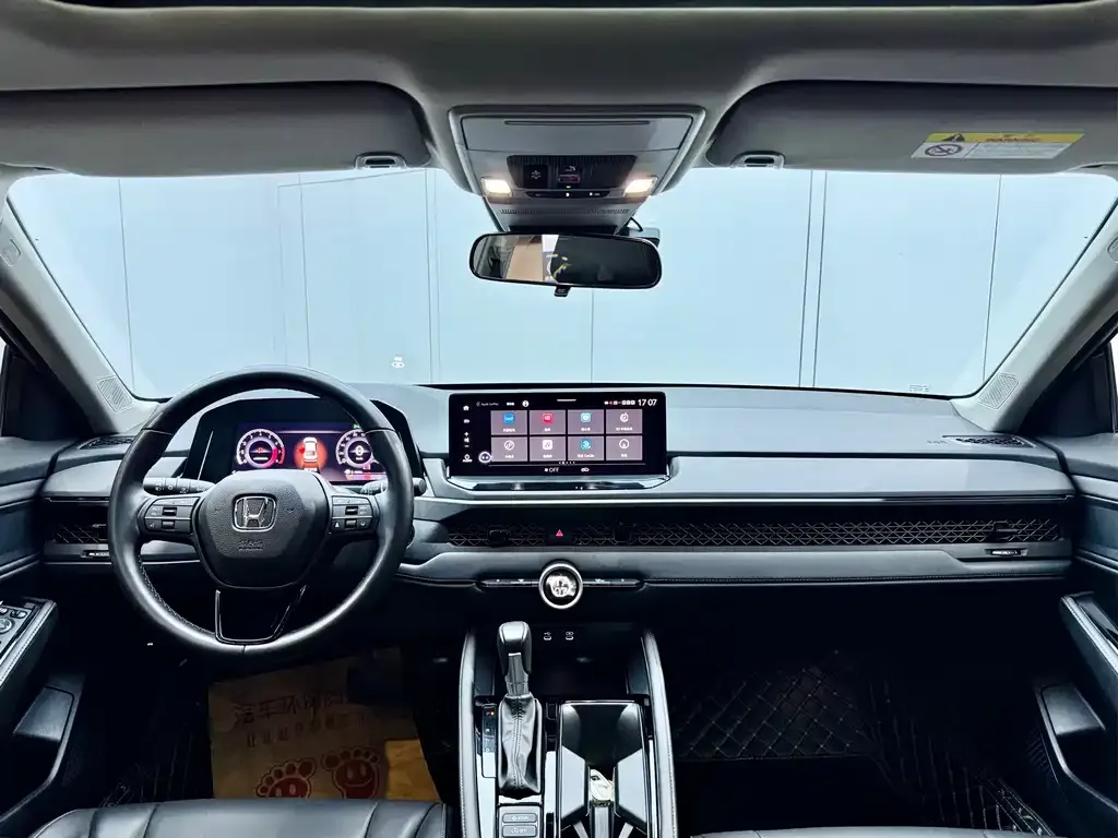 Honda Accord — фото 3