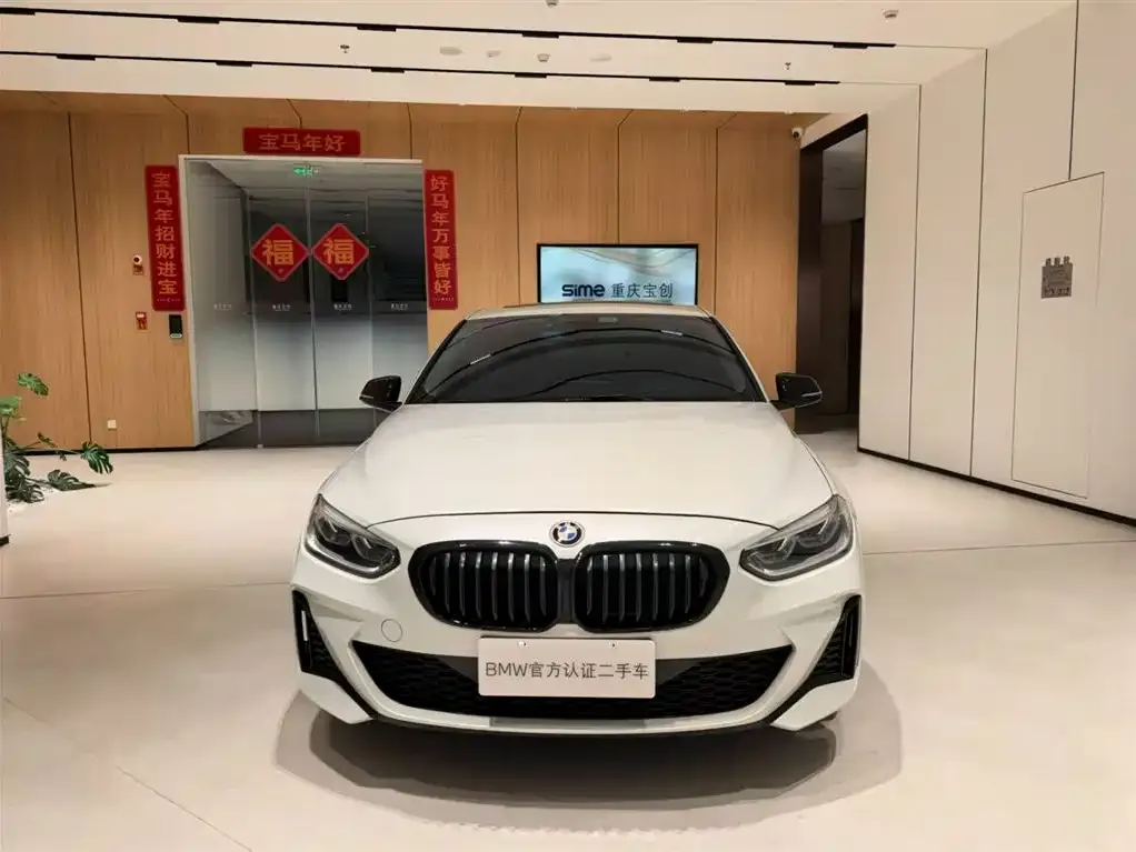 BMW 1 Series 2022 из CN, фото 6