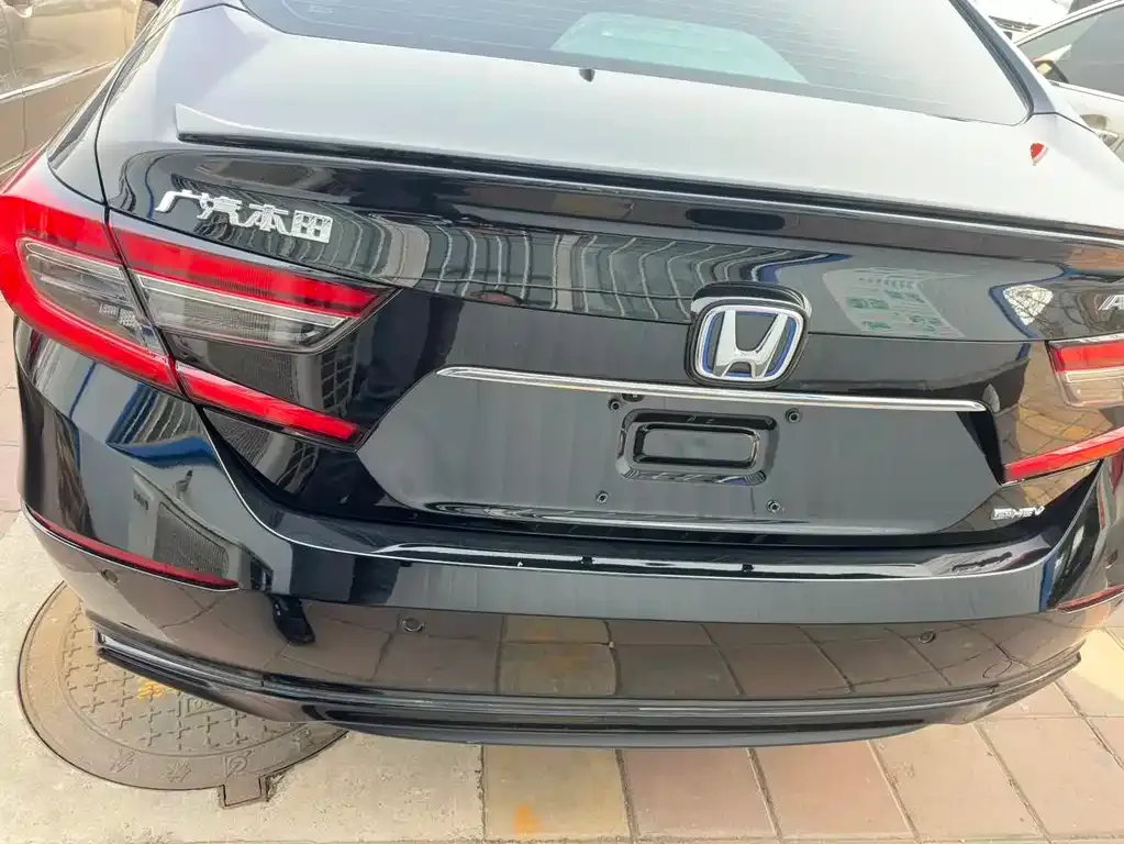 Honda Accord — фото 4