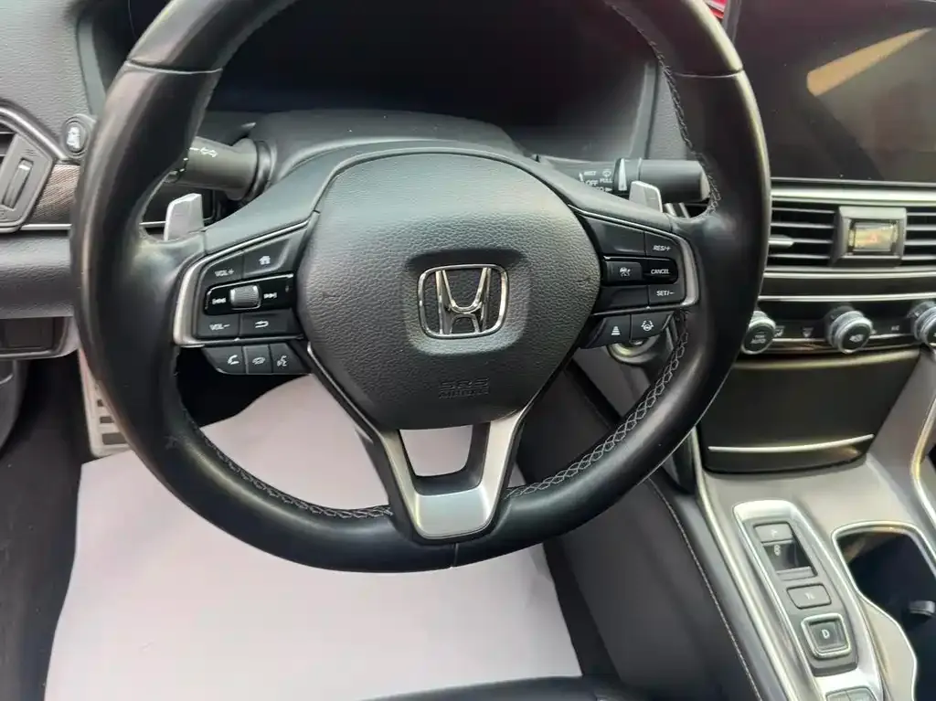 Honda Accord — фото 5