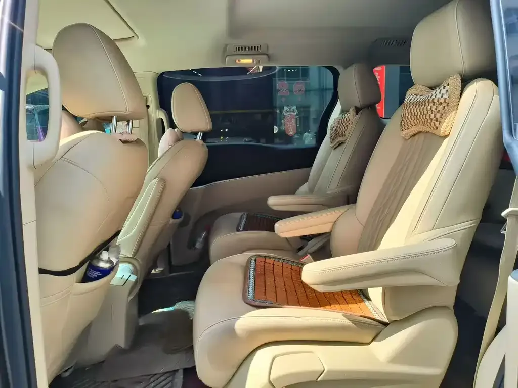 Buick GL8 2024 из CN, фото 4