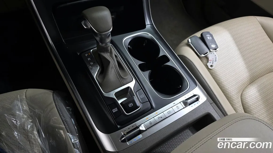 Kia Carnival — фото 10