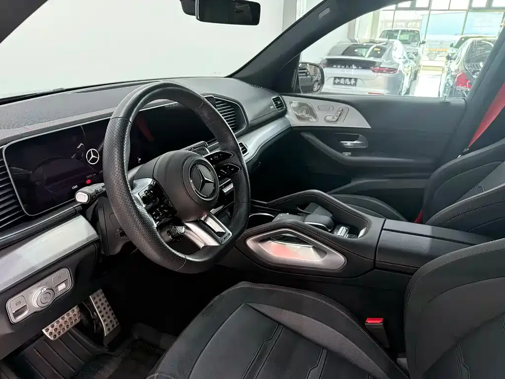 Mercedes-Benz GLE AMG — фото 9