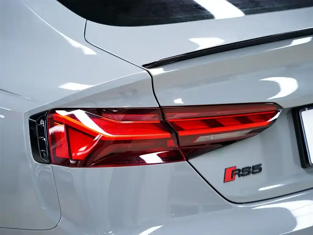 Audi RS 5 2022 из CN, фото 8