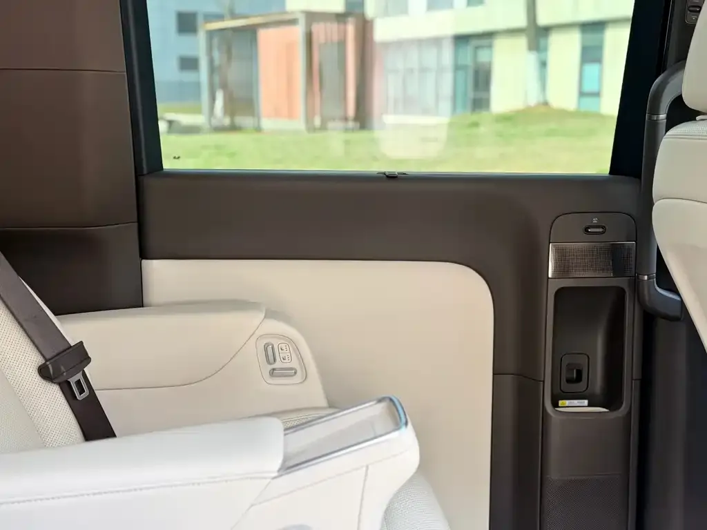 Li Auto MEGA 2024 из CN, фото 5