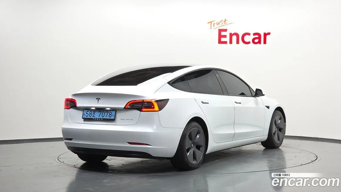 Tesla Model 3 2022 из KR, фото 2