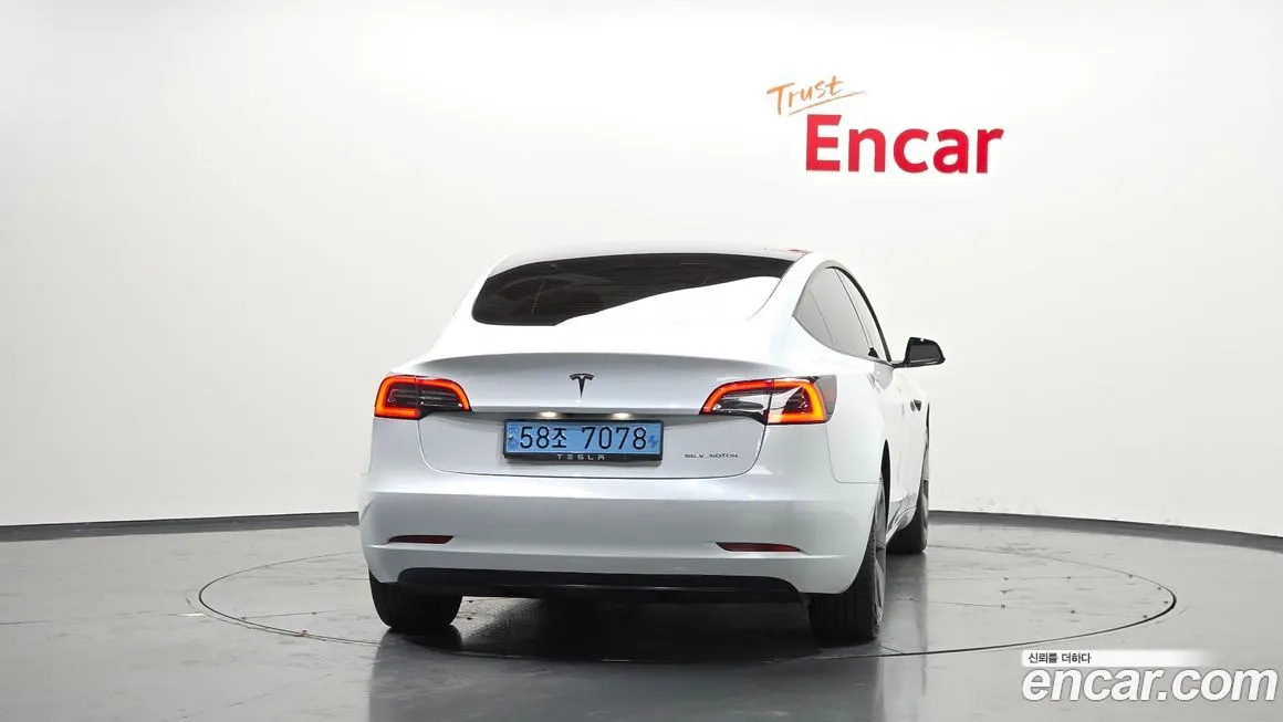 Tesla Model 3 2022 из KR, фото 3