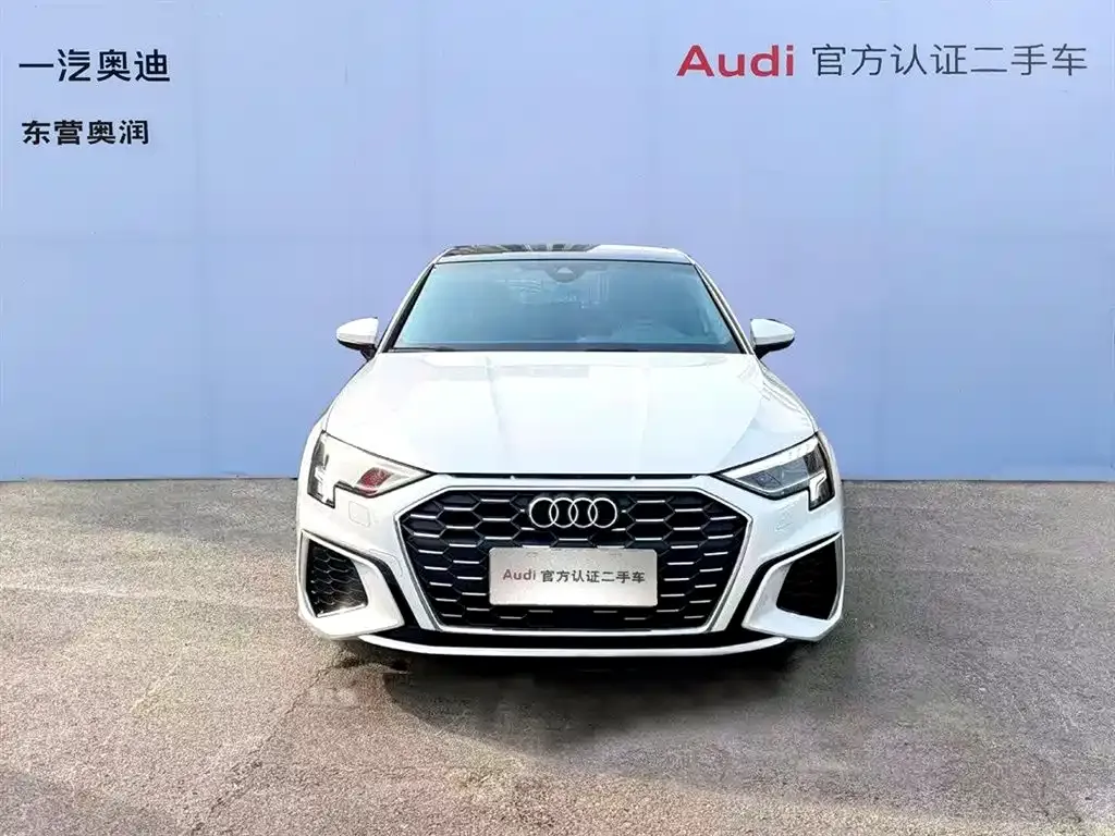 Audi A3 2024 из CN, фото 4