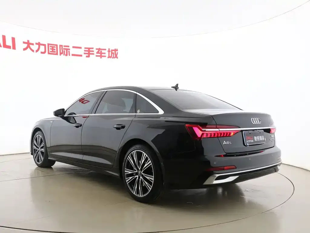 Audi A6L 2025 из CN, фото 5