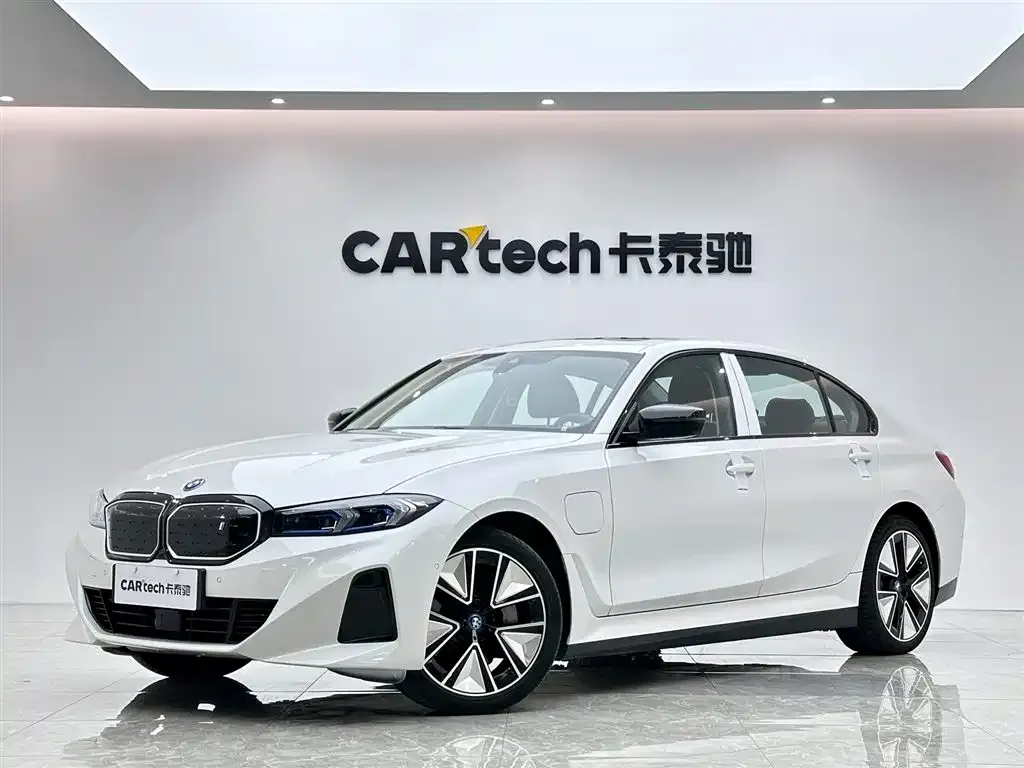BMW i3 — фото 1
