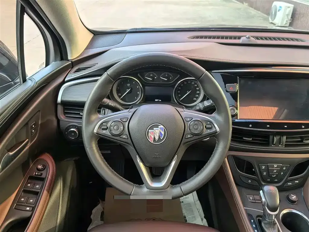 Buick Envision Plus — фото 3