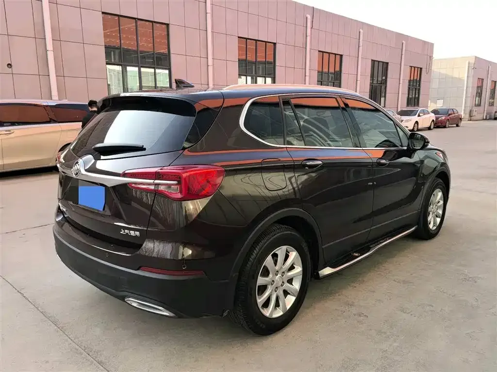 Buick Envision Plus — фото 6