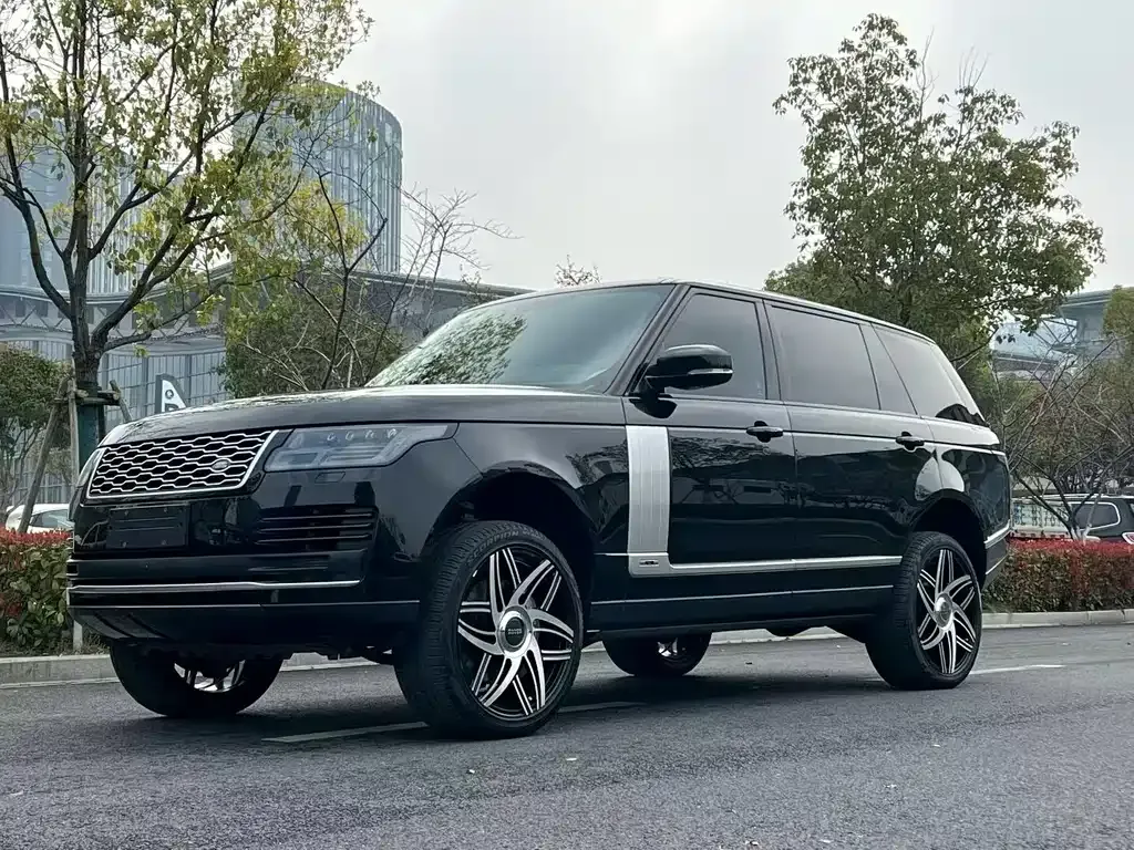 Land Rover Range Rover — фото 1