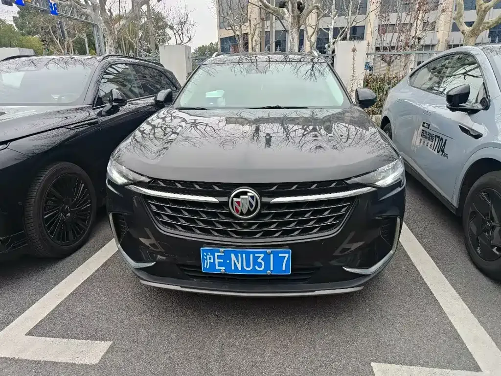 Buick Envision Plus — фото 9