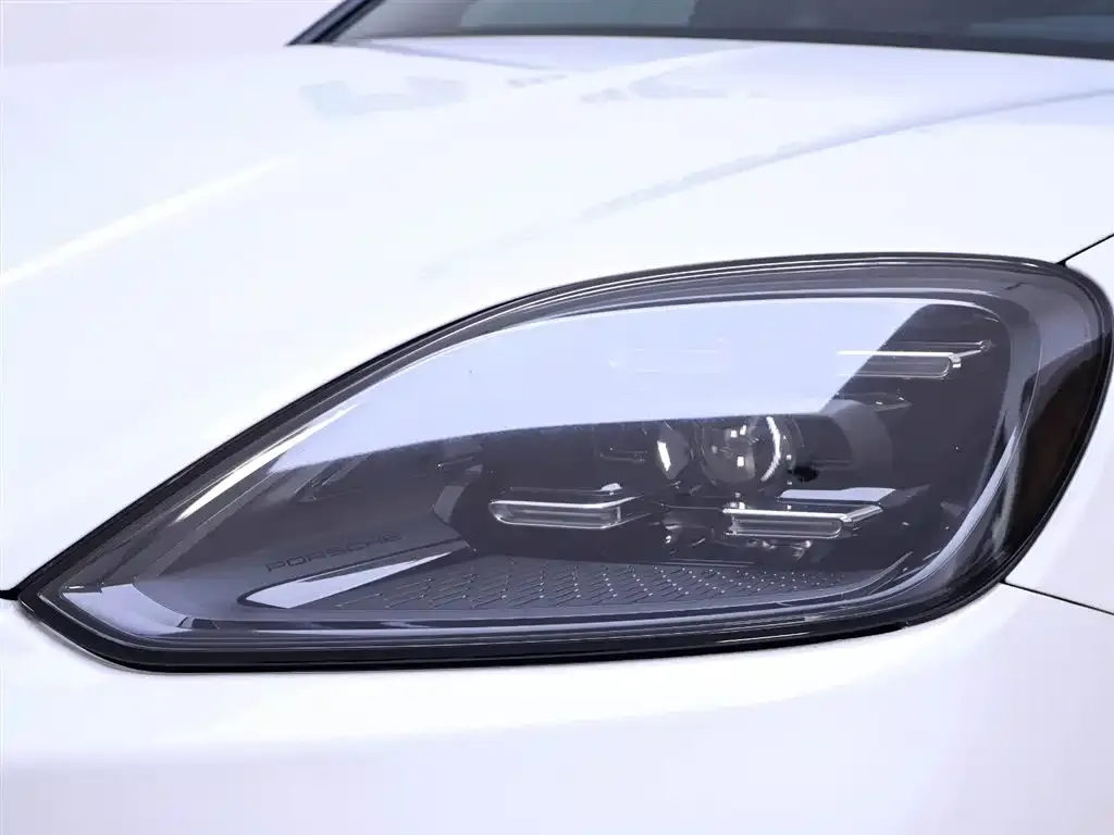 Porsche Cayenne 2023 из CN, фото 2