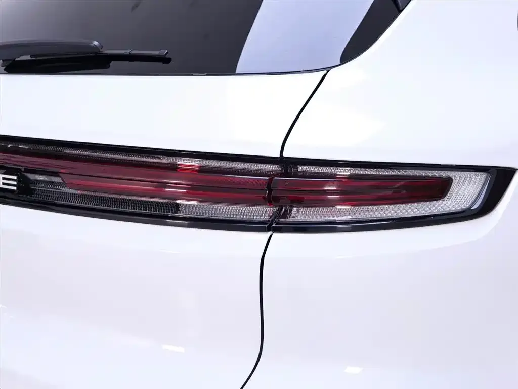 Porsche Cayenne 2023 из CN, фото 4