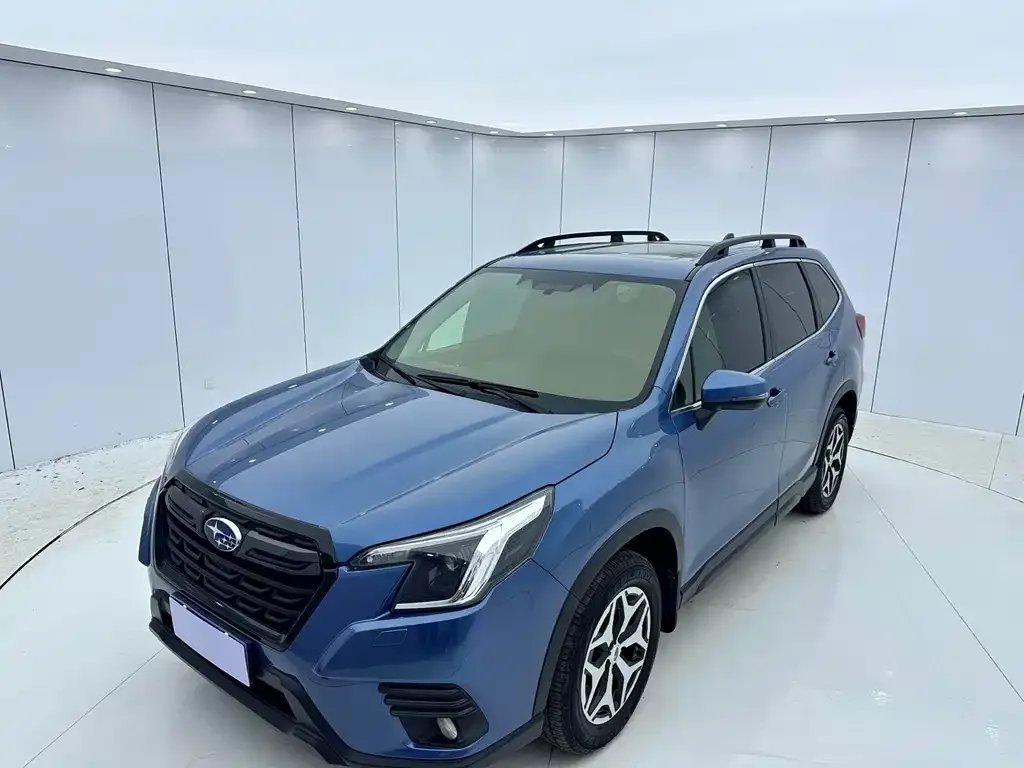 Subaru Forester 2022 из CN, фото 1