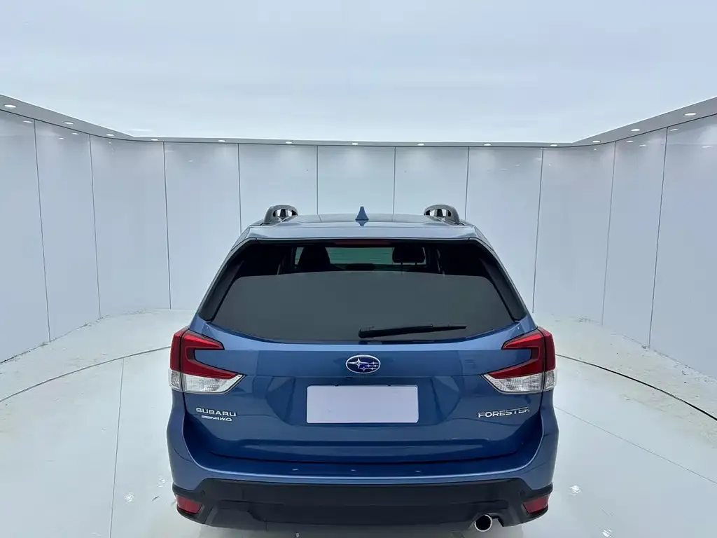 Subaru Forester 2022 из CN, фото 6