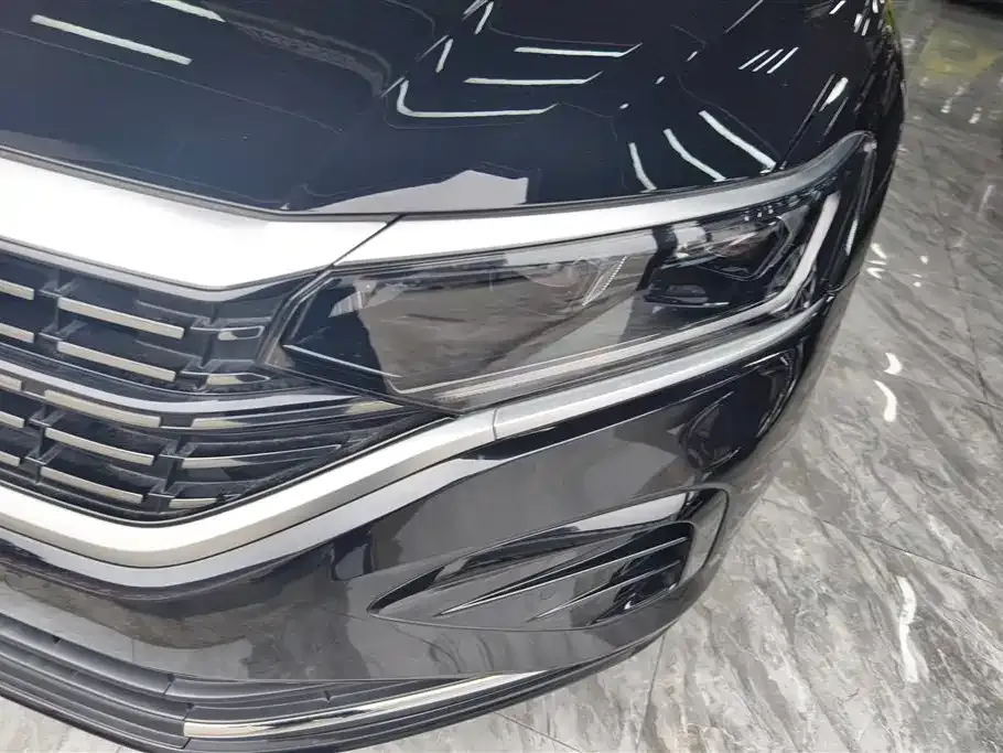 Volkswagen Passat 2023 из CN, фото 3