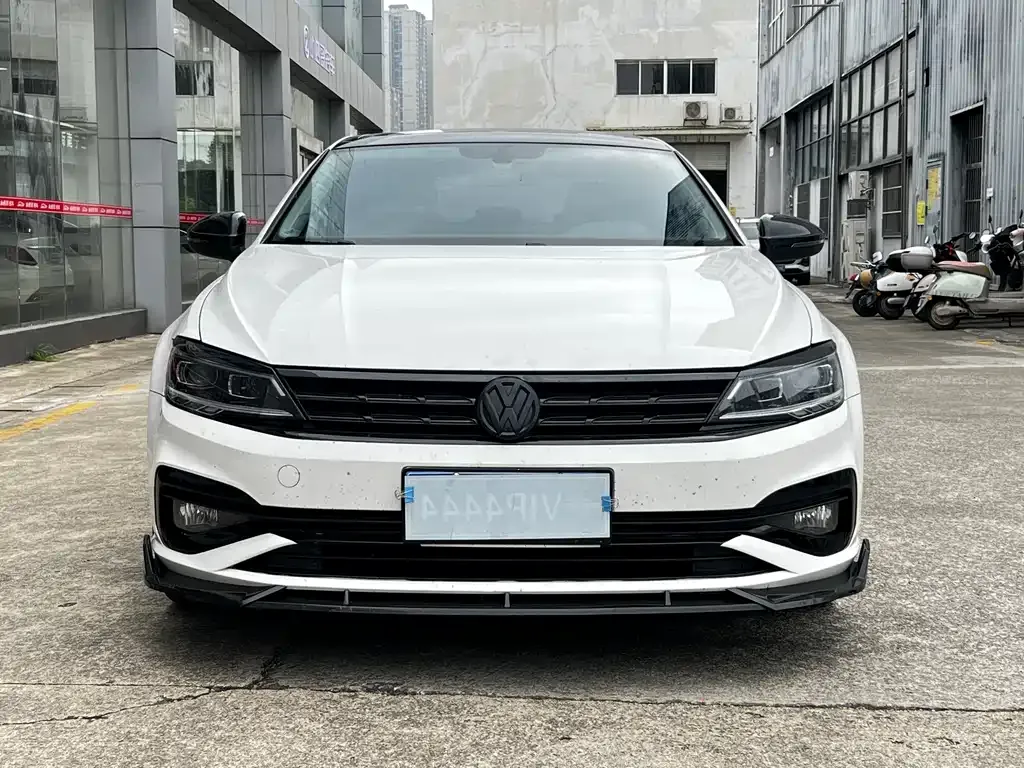 Volkswagen Lamando 2021 из CN, фото 2