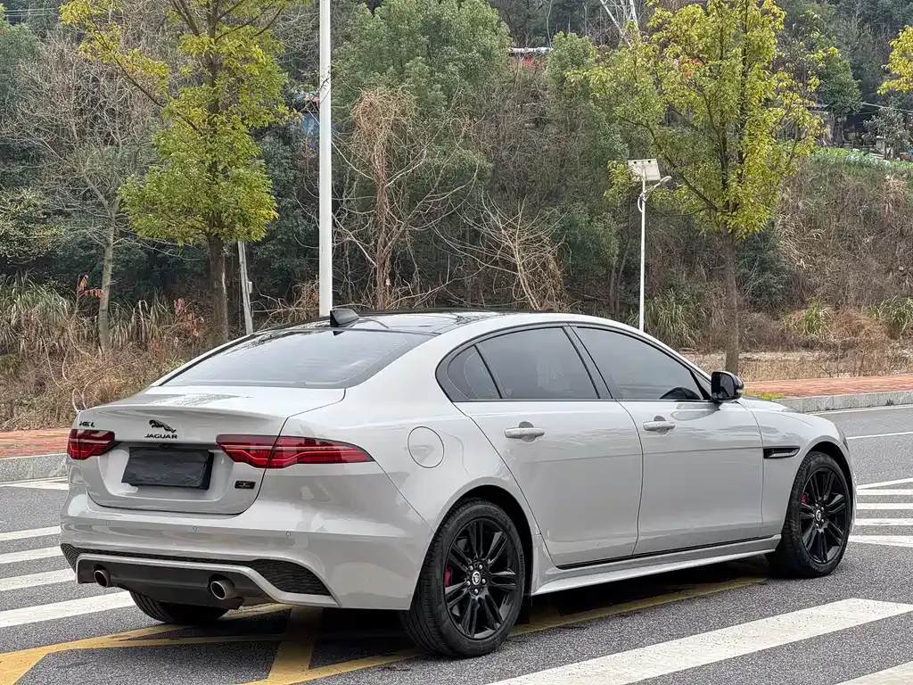 Jaguar XEL 2025 из CN, фото 9
