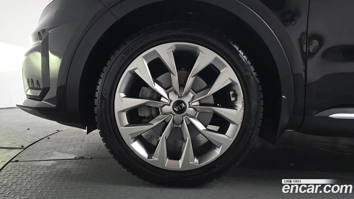 Kia Sorento — фото 4