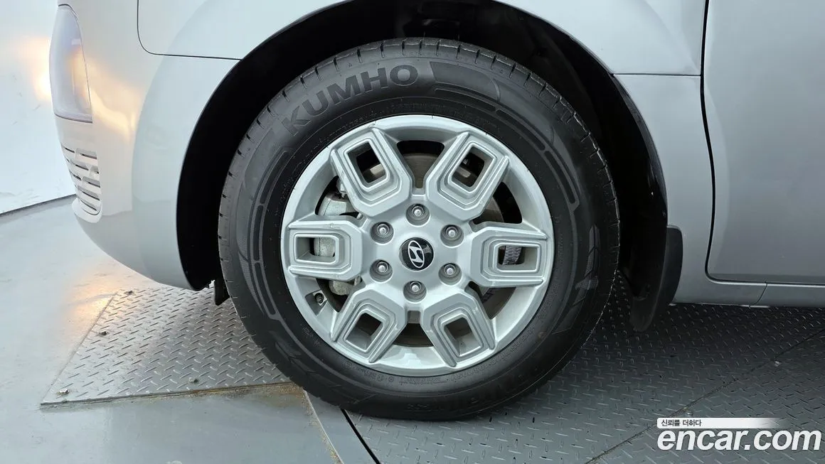 Hyundai Staria — фото 9