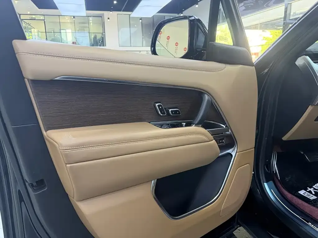 Land Rover Range Rover 2024 из CN, фото 8